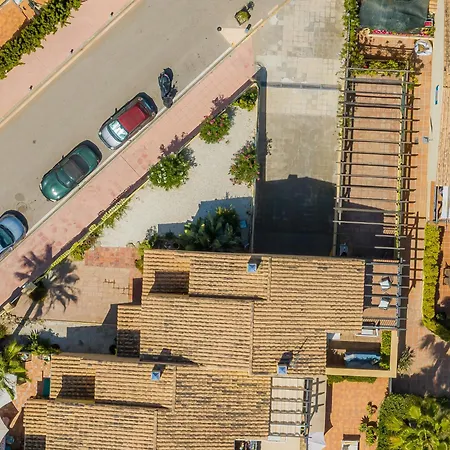 Domillion New Refurb 3bdr 2bath House Az111 度假居