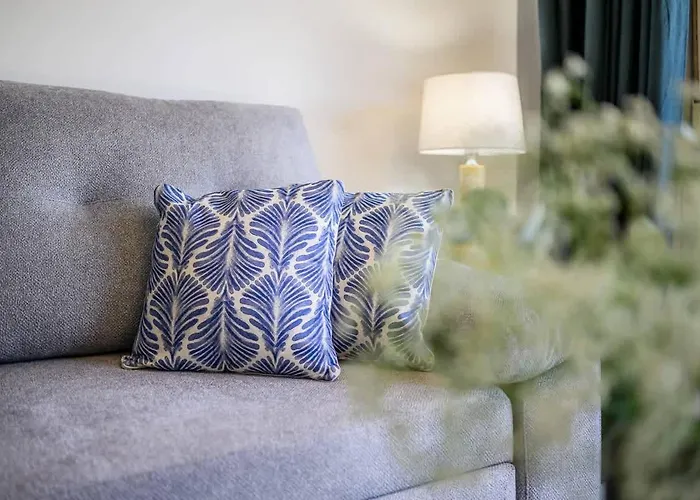 Domillion New Refurb 3bdr 2bath House Az111 度假居 *